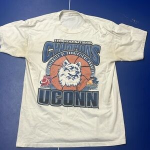 Vintage UConn National Championship shirt